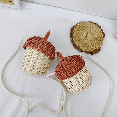 China New Cartoon Chestnut Nylon Rattan Woven Shape Children's Messenger Bag Cute Children's Handbag Spring Outlet Bag for sale