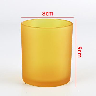 China Wholesale Home Decoration Luxury Round Candle Holders Custom Scented Soy Wax Candle Jar For Parties for sale