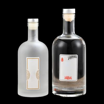 China Transparent Brandy Whiskey Glass Liquor Bottle 500ml Wine Vodka Beverage 250ml Single Beverage Bottle Glass Liquor Bottle for sale