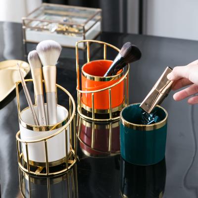 China Corrosion Resistance Makeup Brush Holder Gold Metal Vanity Storage Box Organizer Luxury Case Cup Cylinder Diamond Make Up Crystal Makeup Brush Holder for sale