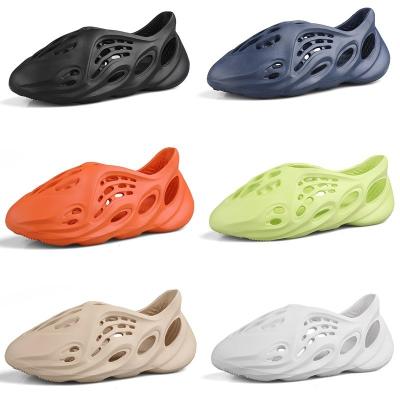 China Cushioning Customize new hot-selling men's and women's universal slipper yeezy slides slippers for sale