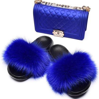 China Cushioning 2021 Wholesale Ladies Summer Multicolor Luxury Fur Slides Smudge Slippers And Leather Bags for sale