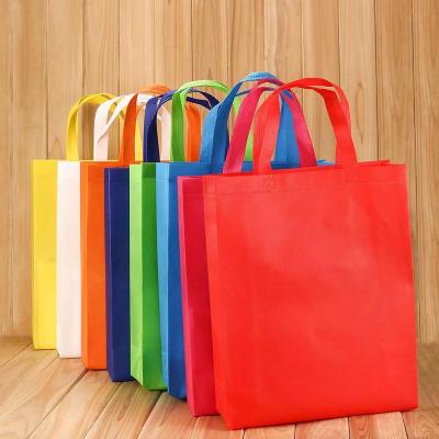 China Promotion Customized Customized Recyclable Wholesale Promotional Non Woven Fabric PP Shopping Bag Manufacturers Tnt Non Woven Bags for sale