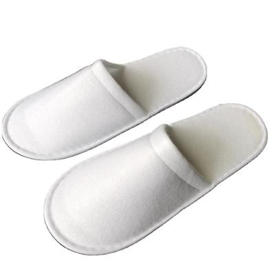 China Customized Disposable Spa Slipper Hotel Amenities Disposable Slippers for sale