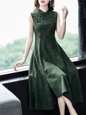 China 2023 Vintage Breathable Women's Mid-Calf Long Sleevess Cotton And Canvas Embroidery Dress M-XL Green Chinese Style for sale