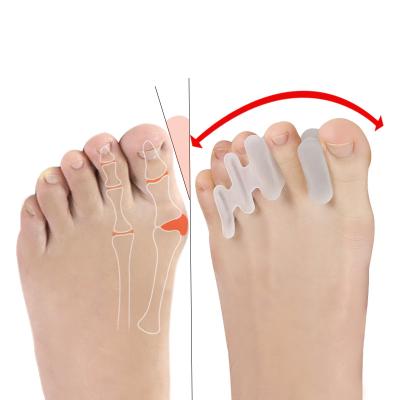 China Comfortable Breathable Soft 4 Hole Toe Stretcher and Toe Separators Soft Silicone Toe Spacers for Pain Relief and Bunion Stretching for sale