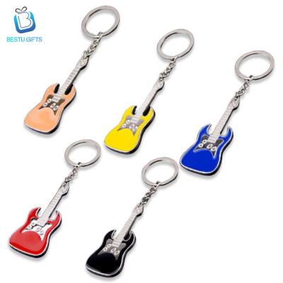 China Fasion Guitar 3D Exquisite Fashion Metal Pendant Hard Enamel Key Chain Key Chain for sale