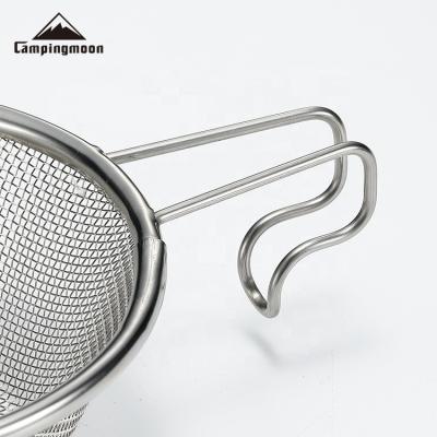 China Sustainable Commercial Cooking Tools Kitchen Accessories Oil Residue Filtration Fine Wire Mesh French Fries Chicken Fryer Basket for sale