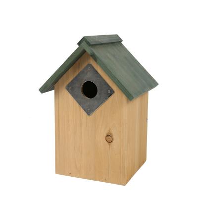 China Outdoor Bird Houses Decor Breathable Wholesale Wooden Bird House With Metal Entry Hole To Protect From Predators for sale