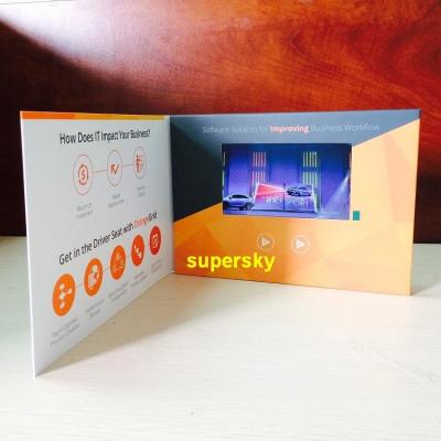 China Bespoke Automtic Video Brochure Card For Chrimas Gift , 480*272 Pixel Size for sale