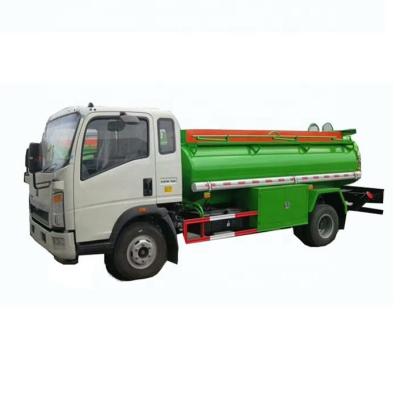 China HOWO 4x2 fuel tanker truck mobile oil refueling trucks 5000 liters fuel tank truck for sale à venda