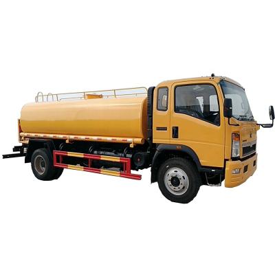 China Howo 4x2 8000L water truck for water carrying and water delivery Te koop