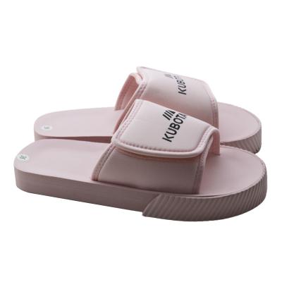 China Cushioning artistic women's fashion flat heel slippers, flat comfortable women's outdoor slippers and sandals slides slippers for sale