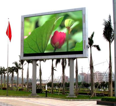 China 100,000 Hours P8 Full Color Outdoor LED Display Board Low Power Waterproof for sale