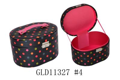 China Zippered Small Round Travel Jewelry Case , Round Jewellery Box With Handle for sale