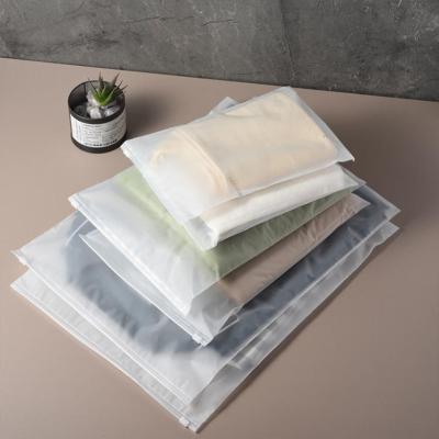 China Zipper PEVA Reclosable Moistureproof Clear Clothing Storage Bags Protect From UV for sale