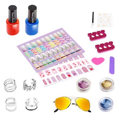 China 2020 Factory Direct Selling DIY Manicure Educational Set Girl's Other's Gift Beauty Cosmetics Children's Nail Oil Toy for sale