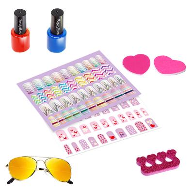 China 2020 Factory Direct Selling DIY Manicure Educational Set Girl's Other's Gift Beauty Cosmetics Children's Nail Oil Toy for sale