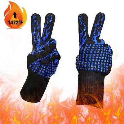 China Hot Sale 1472F Dotted Fire Proof BBQ Grilling Glove Silicone Leather BBQ Set Oven Cooking Gloves for sale