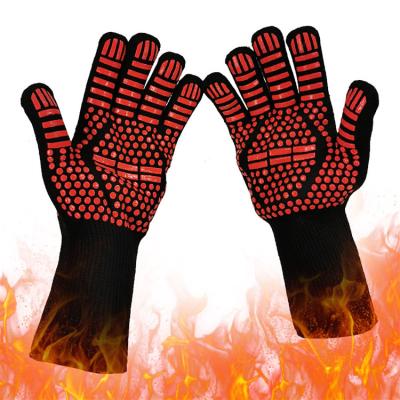 China Custom Brand Dotted Cooking BBQ Cooking Fire Proof Grilling Glove Silicone Oven Mitts for sale