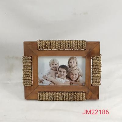 China Home Deco Vegetable Plankton And Wooden Handmade Nice Design Decorative Photo Frame for sale