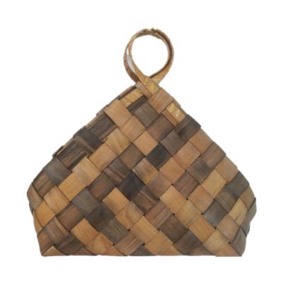 China New Retro Woven Wood Chip Storage Gift Basket Bag Basket Classic/Postmodern Special Shape With Handle for sale