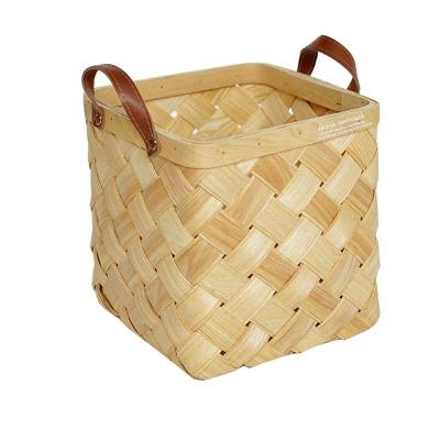 China Luxury Recyclable Wooden Chip Woven Fruit Milk Loaf Wooden Chip Woven Storage With Handle for sale