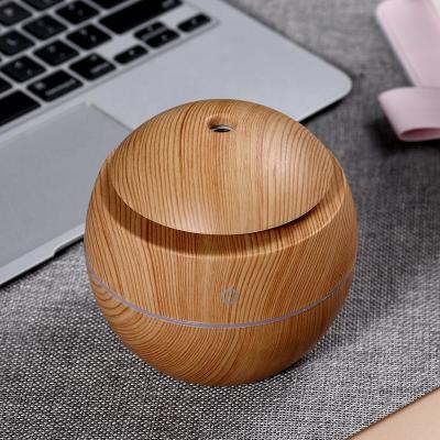 China Portable Mini USB Humidifier Car Wooden Essential Oil Diffuser Vapor Ultrasonic Cool Air Purifier for sale