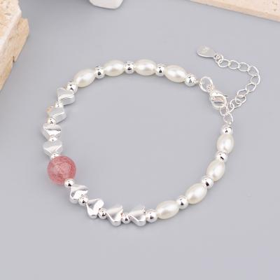 China Light Luxury Jewelry Crystal Pendant Necklace For Women Autumn And Winter New Hot Sale Fashion Natural Pearl Necklace Heart for sale