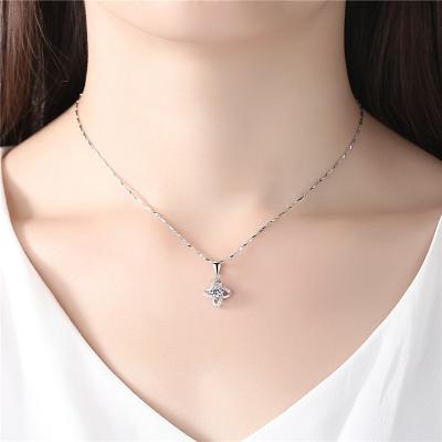 China FASHIONABLE Four Leaf Clover Silver Necklace 999 Pure Silver Pendant White Gold Plating Inlaid CZ Jewelry Necklace For Girlfriend for sale