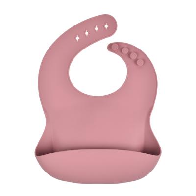 China 2021 Bpa Free Waterproof Baby Silicone Bibs Antibacterial for sale