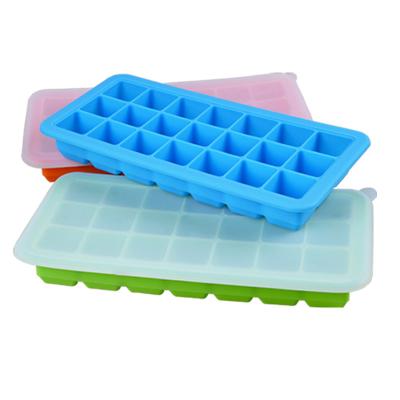 China Wholesale Stackable Durable Ice Cube Tray Stocked With Lid Silicone Ice Cube Molds for sale