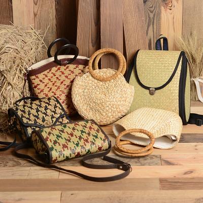 China Fashoion New Arrival Handmade Straw Clutch Bags Women Messenger Bag Beach Tote Bag for sale