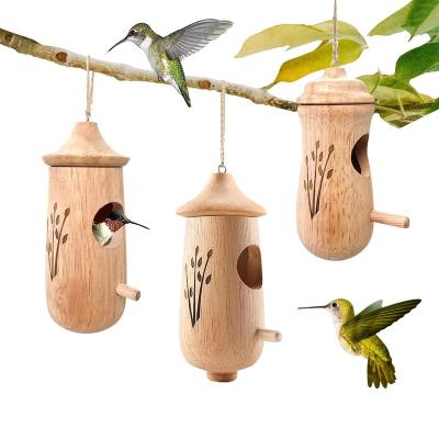 China 2022 Wood Windproof House Swing Bird Swing Cottage Decor Garden Sparrow Swallow Gift Business Hummingbird House For Outdoor for sale