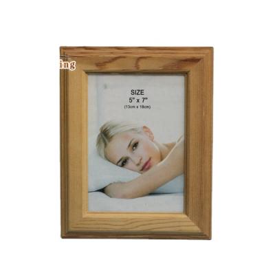 China Fashionable Household Decorations Sexy Solid Wood Girl Photo Frame for sale