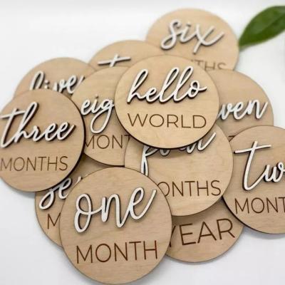 China New Europe Border Spot Personalized Baby Photo Props Milestone Card Wooden Baby Month Announcement Sign 3d Baby Photo Sign for sale