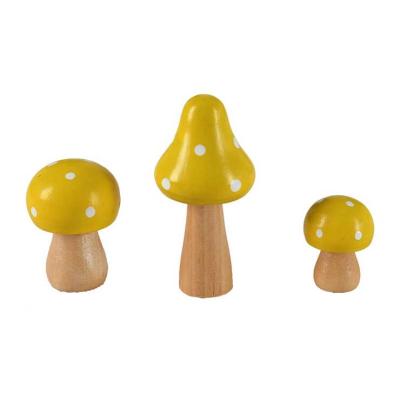 China Wholesale Environmentally Friendly Bionic Pendulums Gifts Mushroom Cartoon Wood Opens Restaurant Luxury Home Table Wooden Flower Decoration for sale