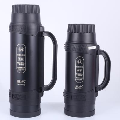 China Color Wholesale Large Capacity 2.6L 3.2L Double Wall Stainless Steel Water Bottle PORTABLE Custom Vacuum Flask for sale