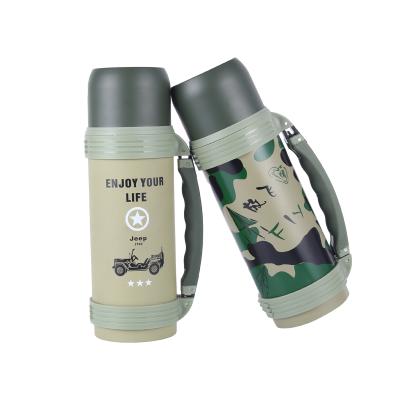 China PORTABLE Stainless Steel Bullet Mug 304 Insulation Camouflage Camouflage Men And Women Main Outdoor Drink Cup for sale