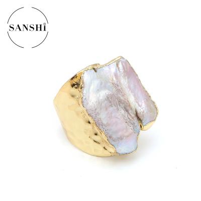 China CLASSIC New Arrival Resizable Pearl Gold Plating High Quality Copper Irregular Pearl Rings Baroque Rings for sale