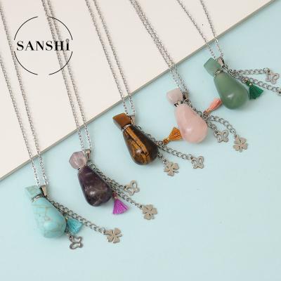 China New Arrival Cute Gemstone Perfume Bottle Necklaces Vase Essential Oil Charm Dangle Antique Dangle Necklaces for sale