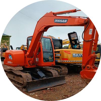 China Good Quality Korea Doosan DH70 Used Excavator For Sale 0.28mÂ ³ for sale