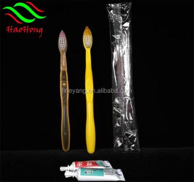 China Wholesale Disposable All Kind Of Cheap Disposable Toothbrush With Toothpaste for sale