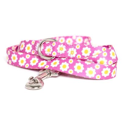 China Customized Customized Delicate Pink Appearance Pattern Durable Polyester Daisy Dog Leash for sale