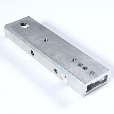 中国 Aluminum Extrusion Alloy Cnc Custom Industrial Profile 販売のため