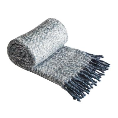 China Super Soft 100% Custom Woven Anti-Pilling Polyester Mohair Spring Porcelain Herringbone Throw Blankets for sale