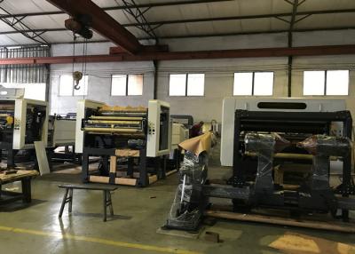 China Roll To Sheet Paper Cutting Machine For Web Slitting And Web Edge Trimming for sale