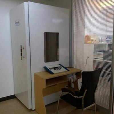 China Modern mobile mini audiometric booth for lost hearing test with audiometer for sale