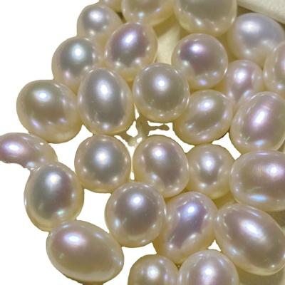 China Natural 4A gradefreshwater7-8mm freshwater pearl rice shape half drilled loose beads for DIY jewelry accessories for sale