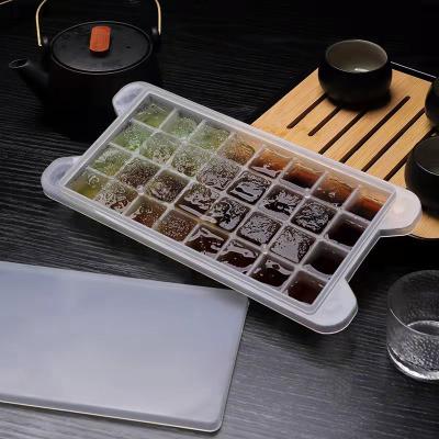 China Mini Tiny Ice Cube Easy Viable Hot Selling Food Grade Silicone Folding Stackable Ice Tray for sale